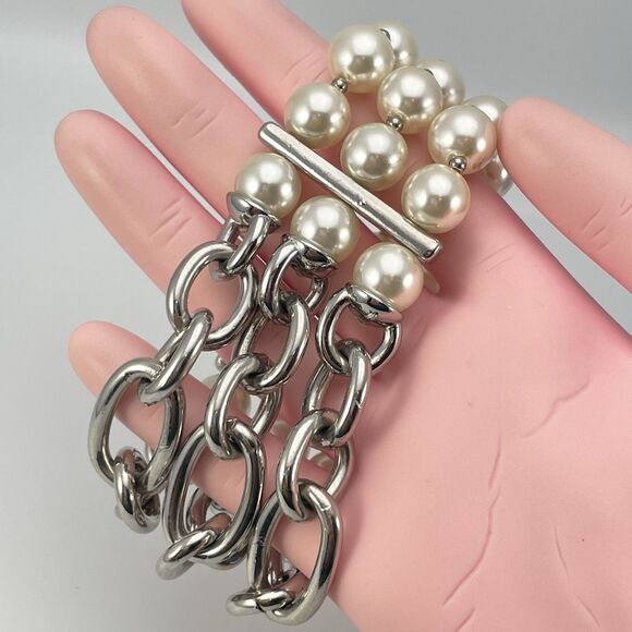 Statement Silver Tone Chain Faux Peal Multi Layer Bracelet Stretch Classic - Picture 1 of 5